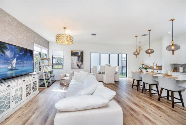8240 NW 49th St, Doral, Florida 33166, image 1