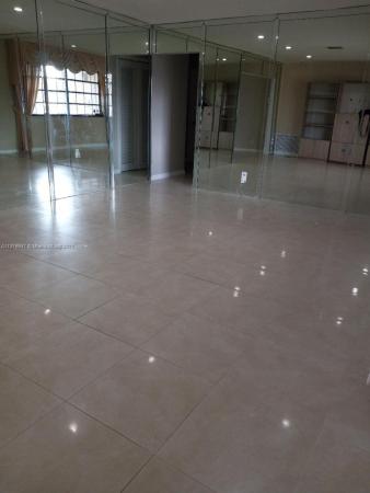 Green Homesites, 321 NW 185th Ter, Miami Gardens, Florida 33169, image 2
