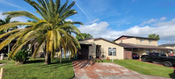 Lakes Of Acadia, 5277 NW 192nd Ln, Miami Gardens, Florida 33055, image 2
