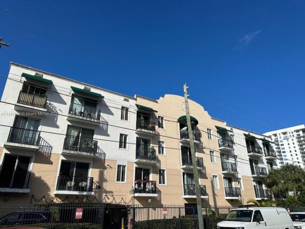 Miami Riverview, 400 SW 2nd St #106, Miami, Florida 33130, image 1