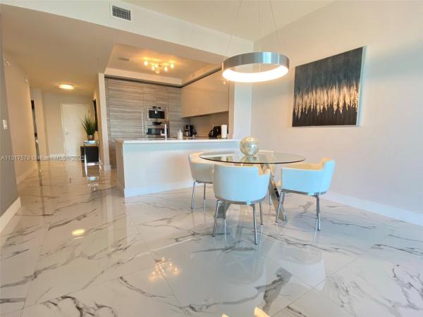 Parque Towers, 330 Sunny Isles Blvd #5-603, Sunny Isles Beach, Florida 33160, image 2
