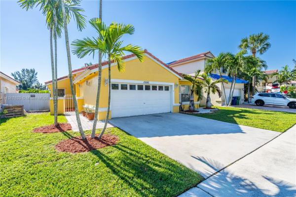 Biscayne At Huntington, 15280 SW 43rd Ct, Miramar, Florida 33027, image 1