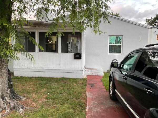 Coral Nook, Miami, Florida 33135, image 1