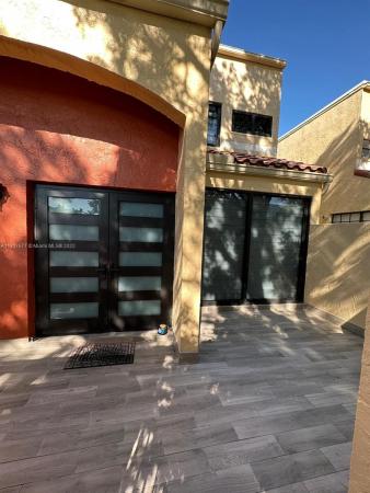 Mariner Village Townhouses, 20903 Leeward Ct #318-1, Aventura, Florida 33180, image 2