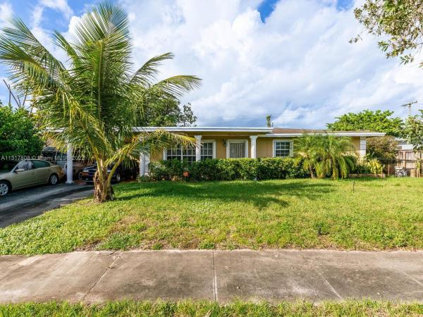 Carol City, 4251 NW 172nd Dr, Miami Gardens, Florida 33055, image 2