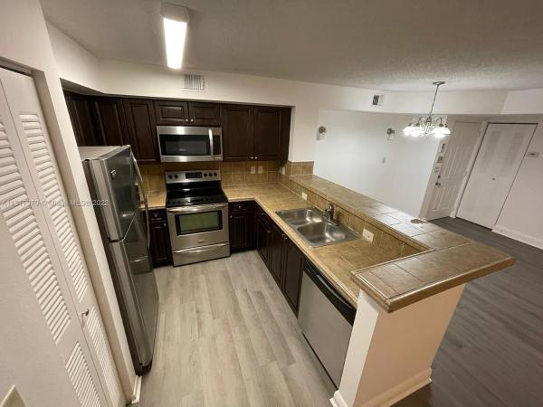 Milano, 1733 Village Blvd #208, West Palm Beach, Florida 33409, image 1