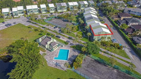 Sun & Lake, 8901 NW 28th Dr #6, Coral Springs, Florida 33065, image 1