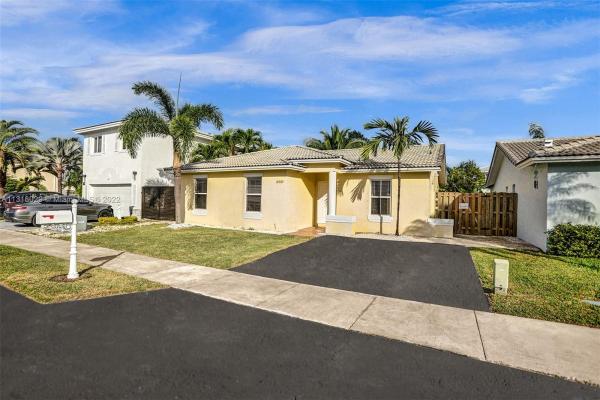 Biscayne Point South, 12089 SW 251st St, Princeton, Florida 33032, image 1