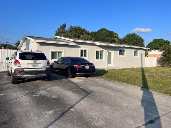 Carol City, 3811 NW 172nd Ter, Miami Gardens, Florida 33055, image 2