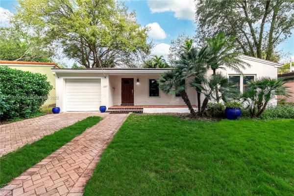 Granada, 1257 La Mancha Ave, Coral Gables, Florida 33134, image 2