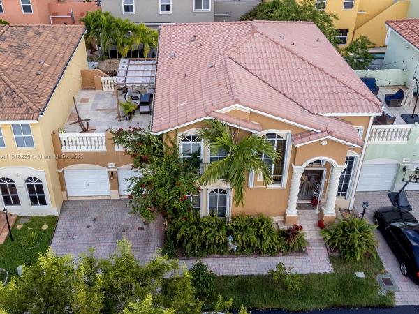 Piazza Vecchia, 10813 NW 51st Ln, Doral, Florida 33178, image 1