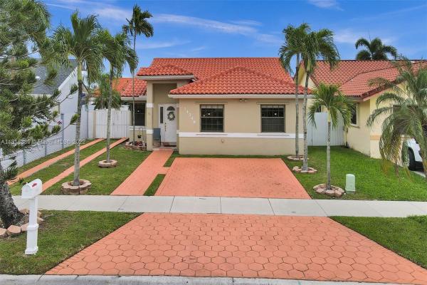 Bird Lakes South, 14348 SW 51st St, Kendale Lakes, Florida 33175, image 1