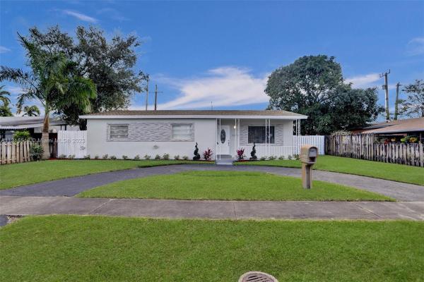 Boulevard Heights, 6670 Tyler St, Hollywood, Florida 33024, image 1