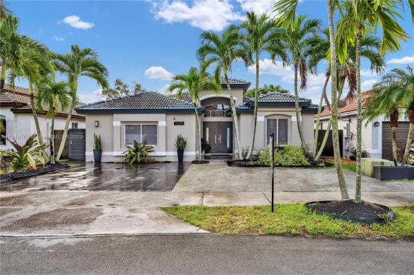 Sunset Lake Estates, 16374 SW 69th Ter, Sunset, Florida 33193, image 2