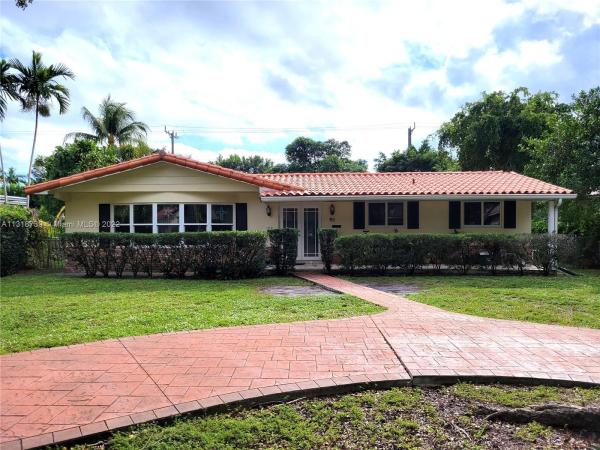 College Heights, 160 NE 111th St, Miami Shores, Florida 33161, image 1
