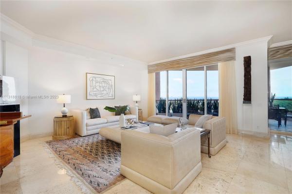 The Gables Club, 10 Edgewater Dr #10C, Coral Gables, Florida 33133, image 1