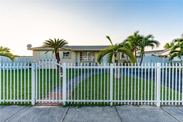 Leisure Heights, 29842 SW 149th Ave, Leisure City, Florida 33033, image 1