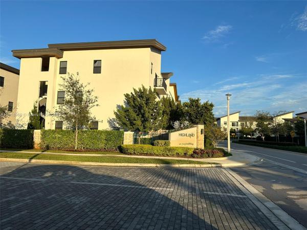 Highland At Park Central, 10407 NW 82nd St #5, Doral, Florida 33178, image 1