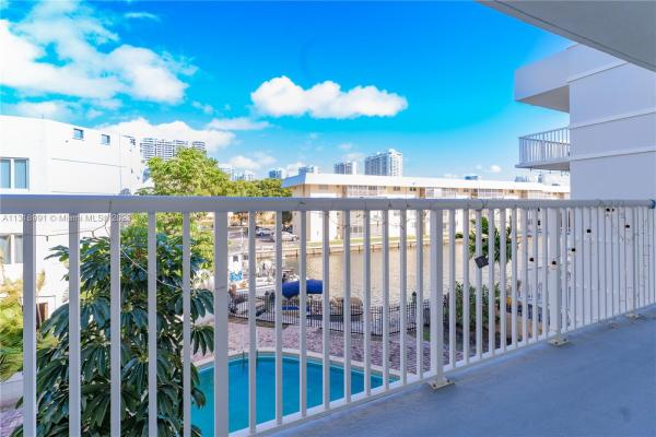 Sunshores, 3527 NE 168 St #305, North Miami Beach, Florida 33160, image 2