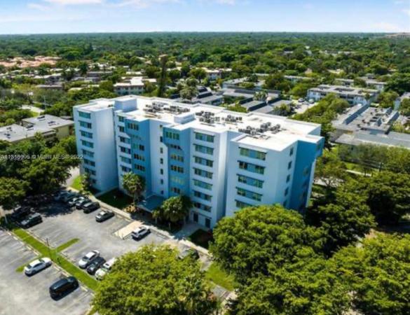 Summit Tower Of Dadeland, 9125 SW 77th Ave #203, Kendall, Florida 33156, image 1