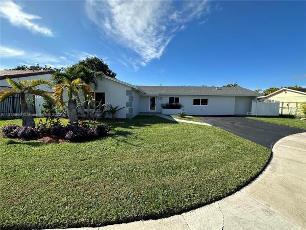 San Sebastian, 4224 SW 132nd Ct, Kendale Lakes, Florida 33175, image 1