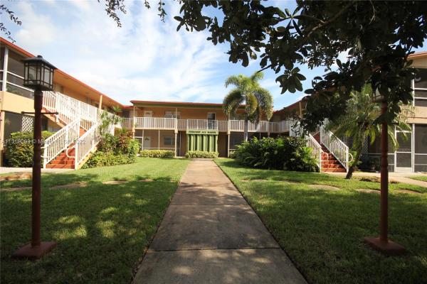 Crescent Manor, 411 S Crescent Dr #103, Hollywood, Florida 33021, image 1