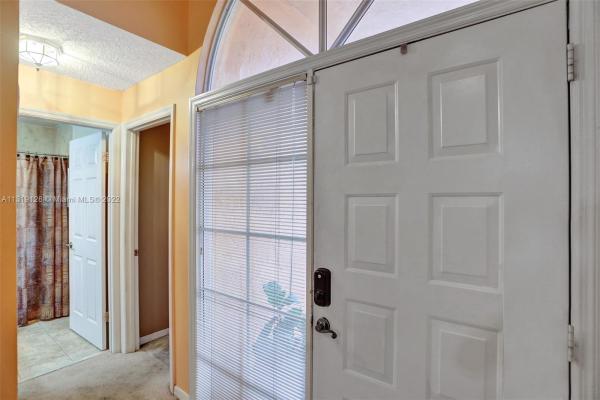 Shenandoah, 720 Briarwood Ter, Davie, Florida 33325, image 2