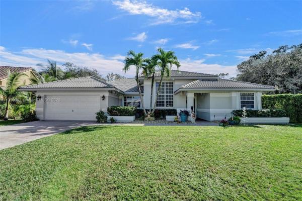The Ridge On Nob Hill, 9904 S Abiaca Cir, Davie, Florida 33328, image 1
