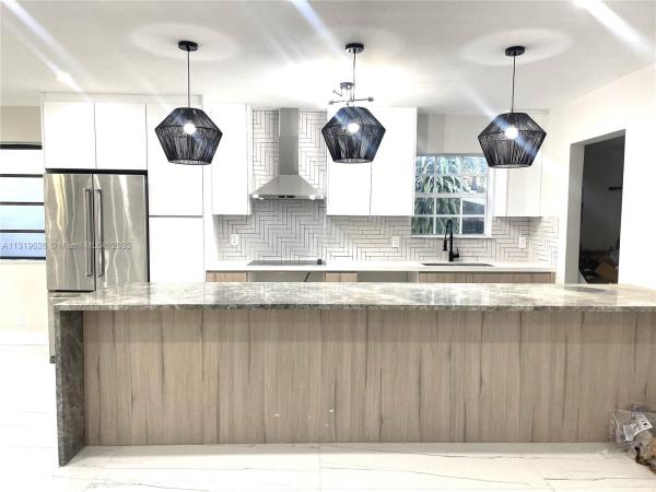 Ro-Len Acres, 313 SW 7th Ct, Hallandale Beach, Florida 33009, image 1