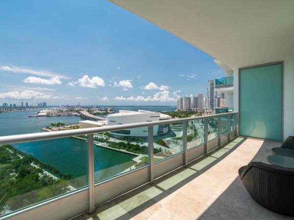 900 Biscayne Bay, 900 Biscayne Blvd #2202, Miami, Florida 33132, image 2