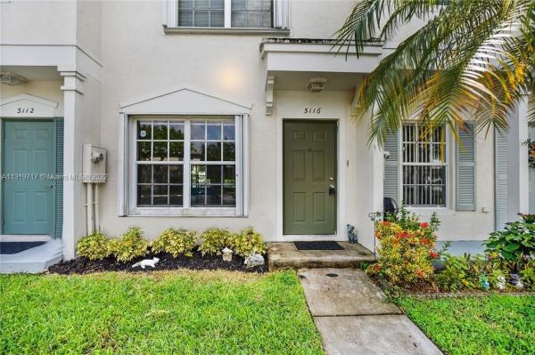 Banyan Oakridge, 3116 SW 50th St, Dania Beach, Florida 33312, image 1