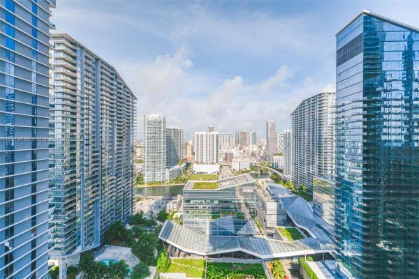 Brickell Heights East, 45 SW 9th St #3308, Miami, Florida 33130, image 2