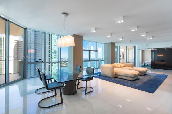 Paramount Miami Worldcenter, 851 NE 1st Ave #3805, Miami, Florida 33132, image 2