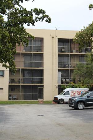 Fox Chase, 8615 NW 8th St #414, Fountainebleau, Florida 33126, image 1