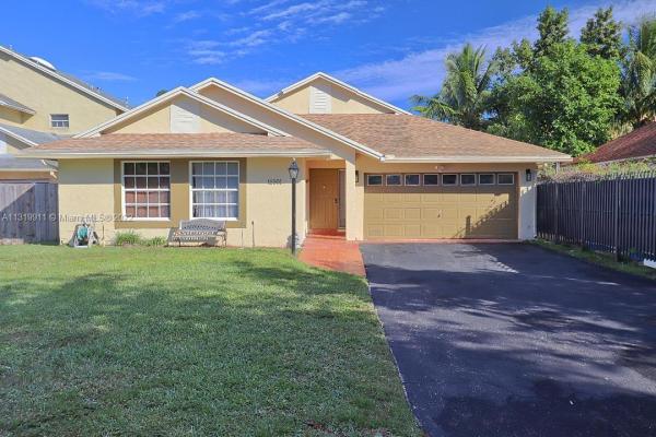 Country Lake Park, 18901 NW 77th Ct, Hialeah, Florida 33015, image 1