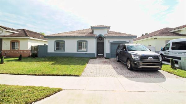 Silver Palm Lake, 10876 SW 229th St, Princeton, Florida 33170, image 1