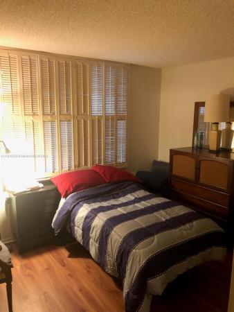 Cypress Chase, Lauderdale Lakes, Florida 33313, image 2