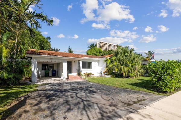 1601 NE 110th St, Unincorporated Dade County, Florida 33161, image 2