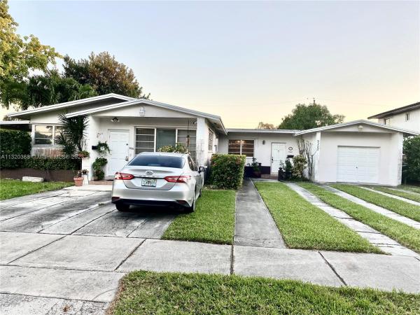 Happy Farms Acres, 9200 SW 34th St, Westchester, Florida 33165, image 1