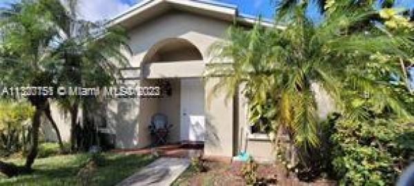 Westwind Lakes Garden Homes, 6700 SW 152nd Pl, Kendall West, Florida 33193, image 1