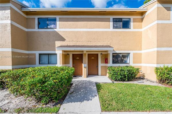 The Palms Of Pembroke, 314 E Palm Cir E #314, Pembroke Pines, Florida 33025, image 1