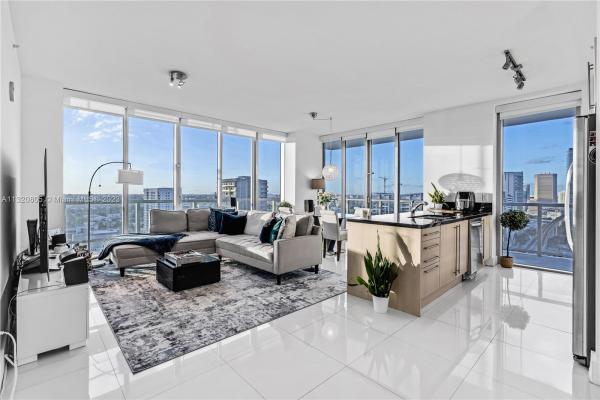 Axis On Brickell South, 79 SW 12th St #2712-S, Miami, Florida 33130, image 2