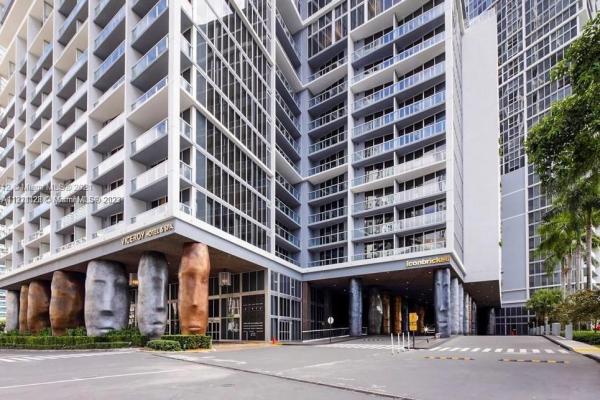 Icon Brickell Tower 3, 485 Brickell Ave #1804, Miami, Florida 33131, image 2
