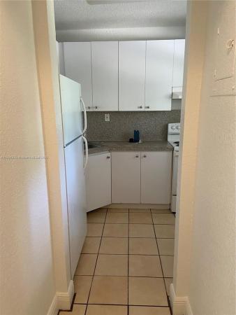 Village Homes & Condos At Palmetto Bay, 17255 SW 95th Ave #227, Palmetto Bay, Florida 33157, image 1