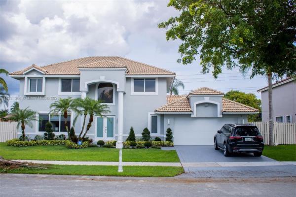Shenandoah, 930 Greenbriar Ave, Davie, Florida 33325, image 2