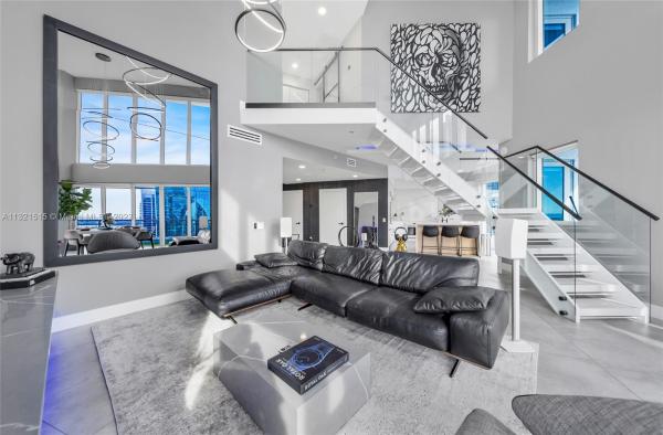 Infinity At Brickell, 60 SW 13th St #3600, Miami, Florida 33130, image 2