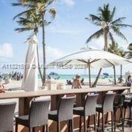 Waterview 2, 20515 E Country Club Dr #745, Aventura, Florida 33180, image 1