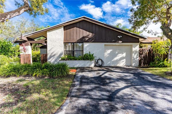 The Crossings, 12948 SW 108th St, The Crossings, Florida 33186, image 2