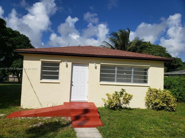 Dixie Heights Gardens, 10329 SW 174th Ter, West Perrine, Florida 33157, image 1