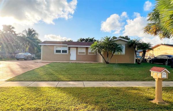 Gem Homes, 29910 SW 146th Ave, Leisure City, Florida 33033, image 1